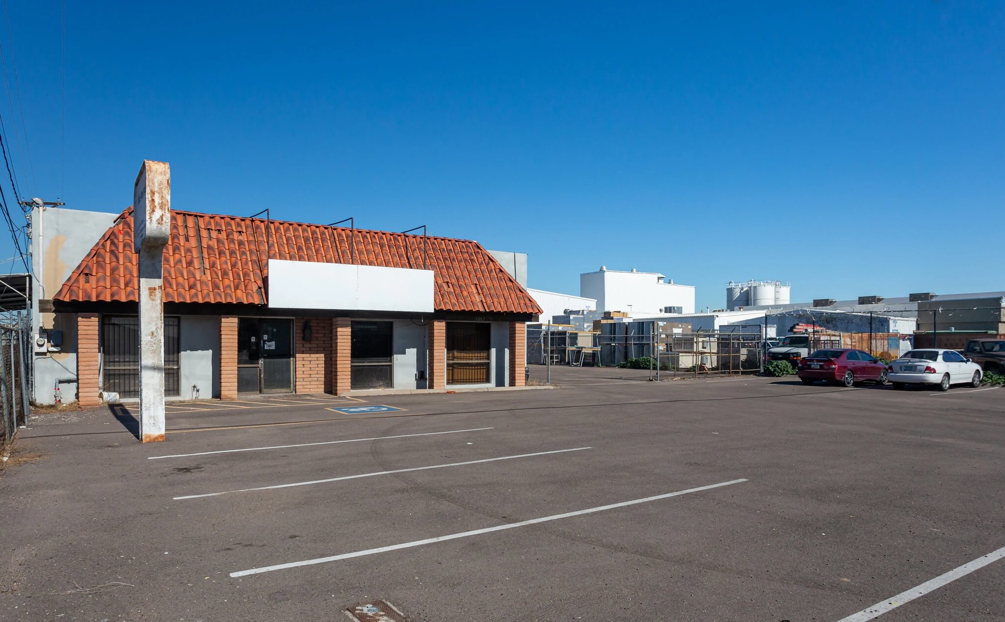 5210 W Missouri copy